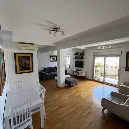 Budva City Apartman