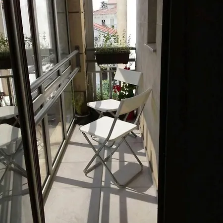 아파트 Budva City Apartman