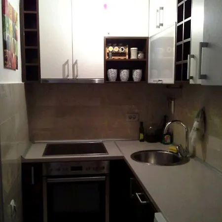 아파트 Budva City Apartman 부드바